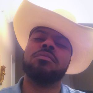 Meet your Posher, Lorenzo