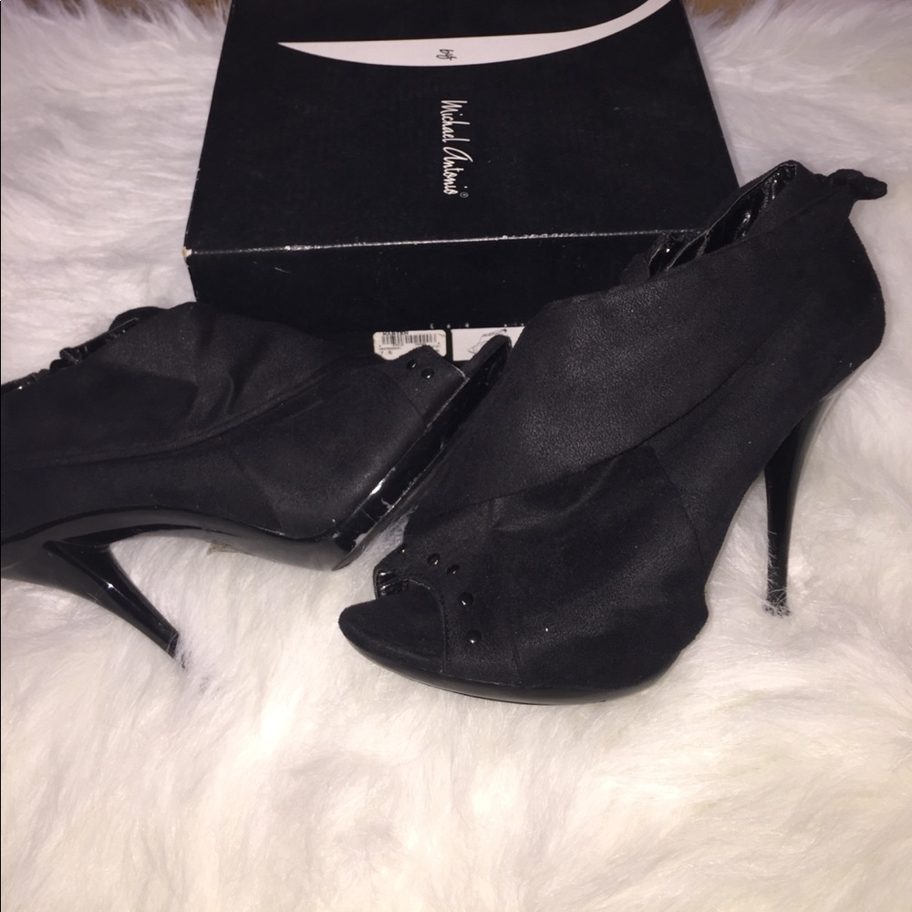 Michael Antonio black open toe booties