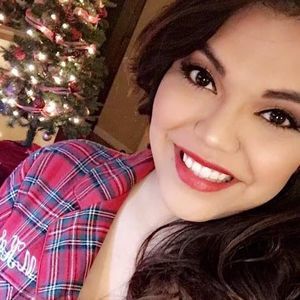 Meet your Posher, Marina