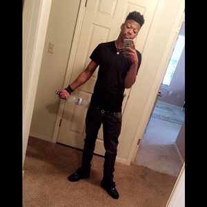 Meet your Posher, Tavaris