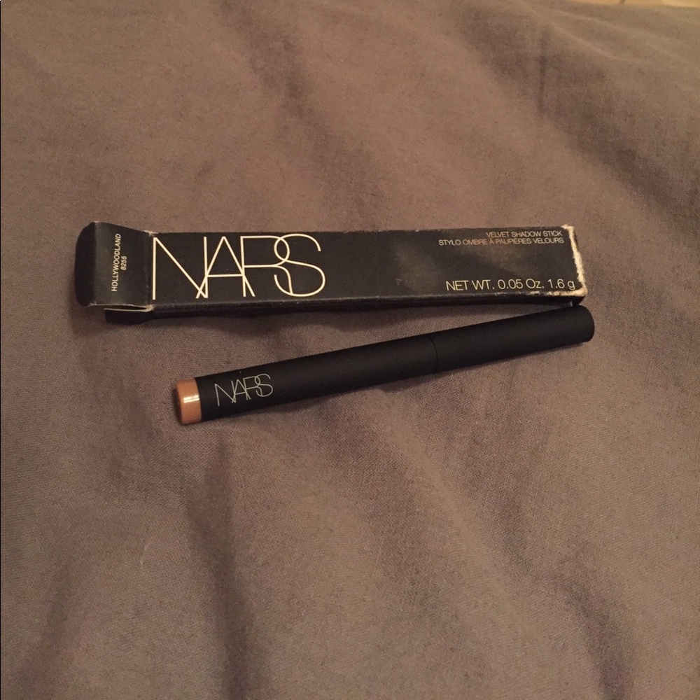 Brand New NARS Velvet Eyeshadow Stick