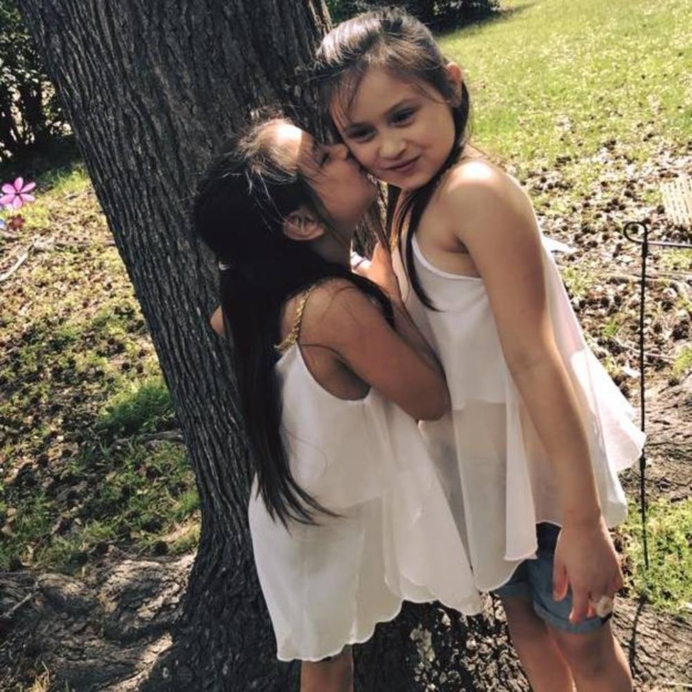 Meet your Posher, Cecily