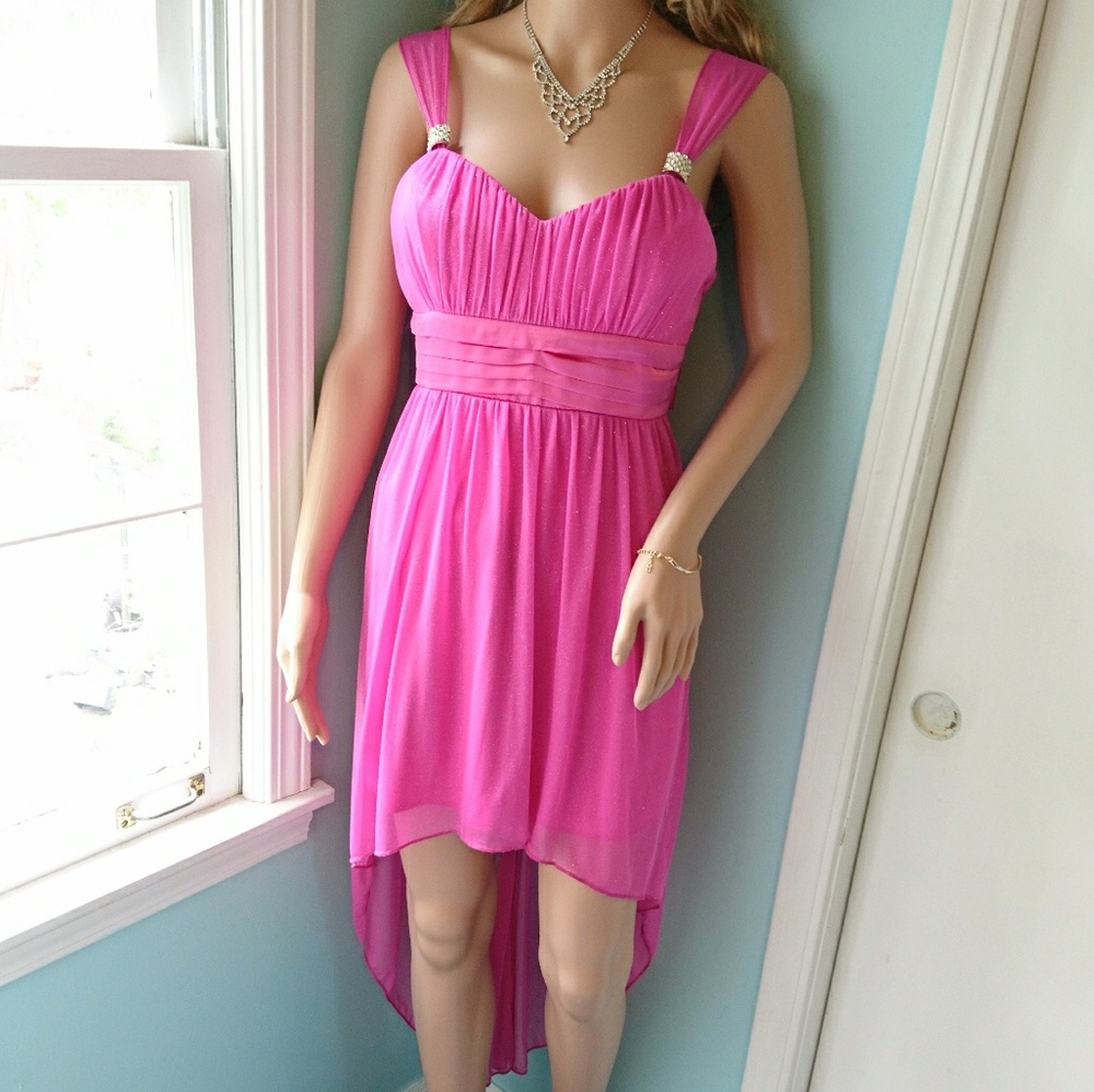 Trixxi high low formal dress size M
