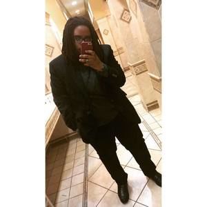 Meet your Posher, Tabitha