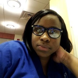 Meet your Posher, Lakisha