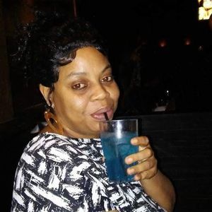 Meet your Posher, Felicia