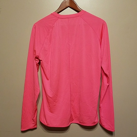 Reebok performance shirt - Picture 2 of 8