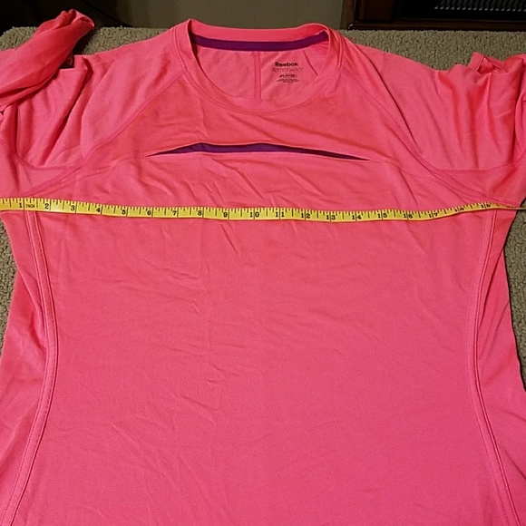 Reebok performance shirt - Picture 4 of 8