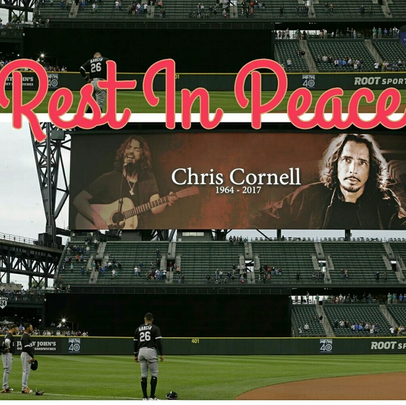 REST IN PEACE Chris Cornell  7/20/64 - 5/17/17 - Picture 5 of 6