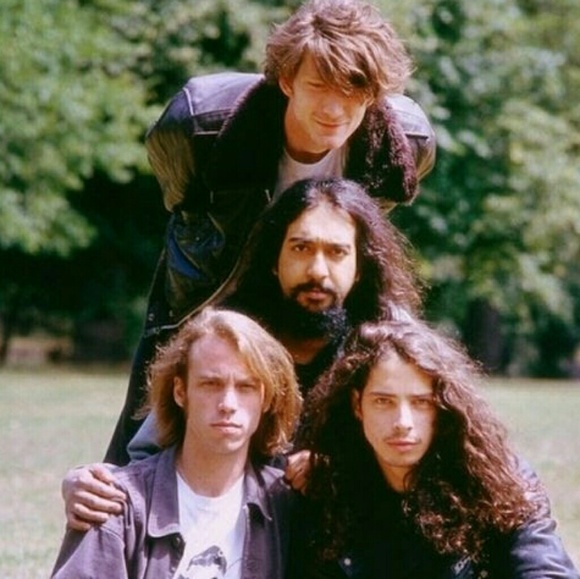 REST IN PEACE Chris Cornell  7/20/64 - 5/17/17 - Picture 6 of 6