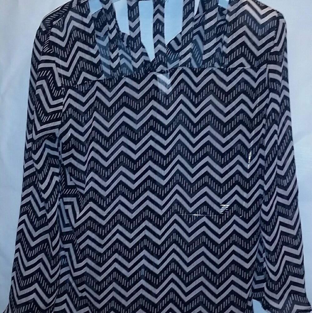 Shirt back has too in lines it is see through