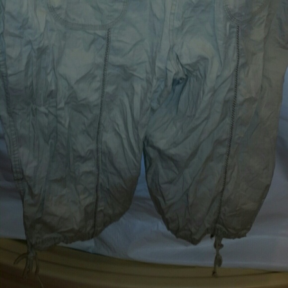 Knee knockes - Picture 3 of 3