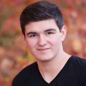 Meet your Posher, Chase