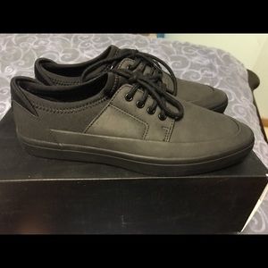 Brand new Aldo sneakers all black men's sz 7
