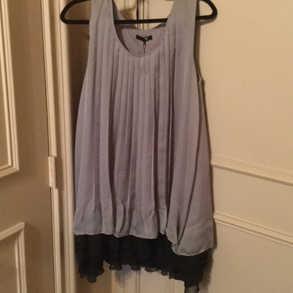 Ryu Flirty Black & Gray Dress (NWT)