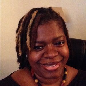 Meet your Posher, Monica