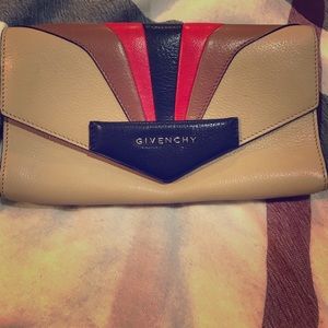Givenchy Antigona Clutch