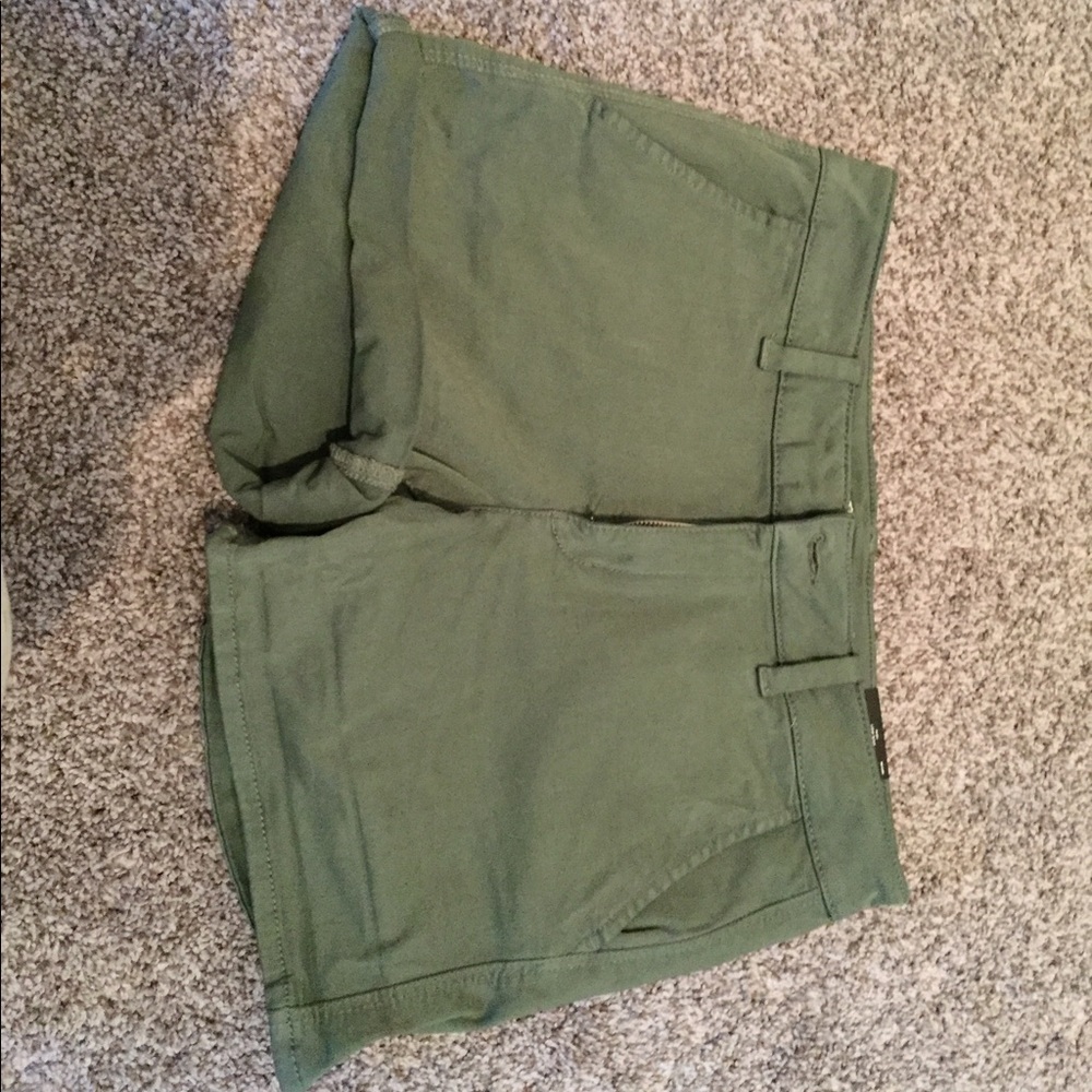 American eagle midi shorts