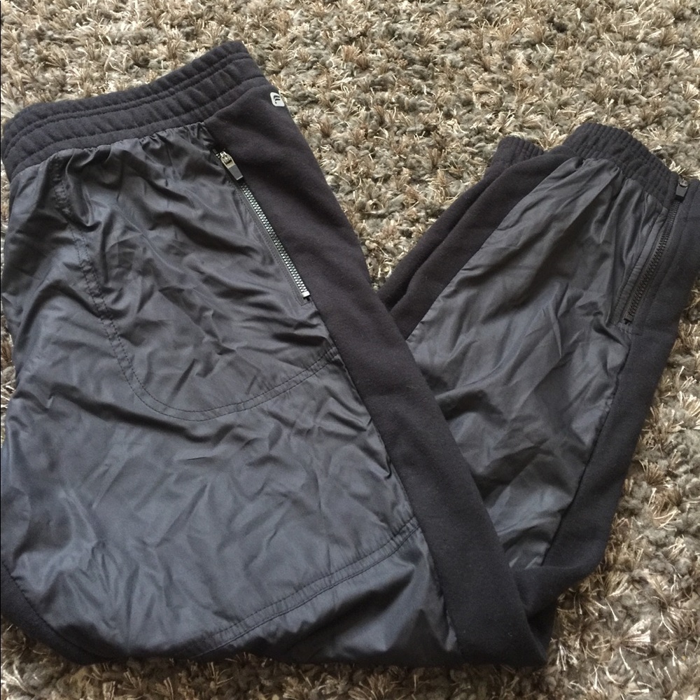 Joggers NWT