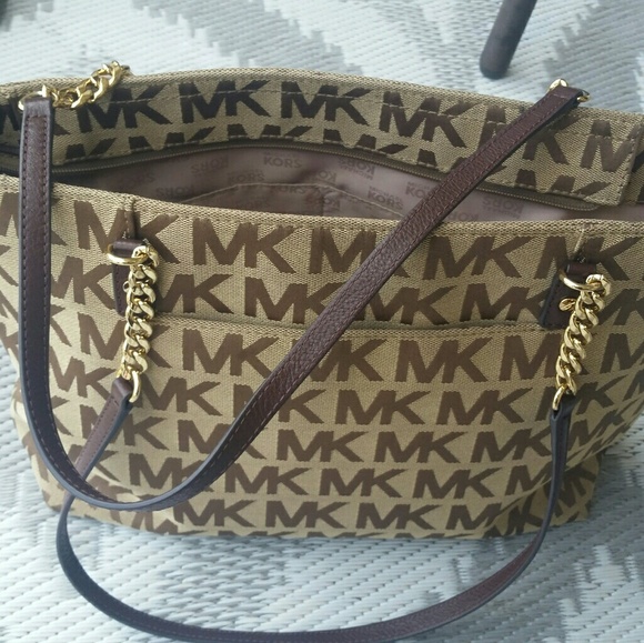 Michael Kors Handbags - 100% Authentic MK bag