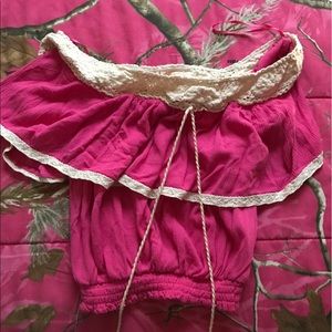 Xs pink off the should crop top