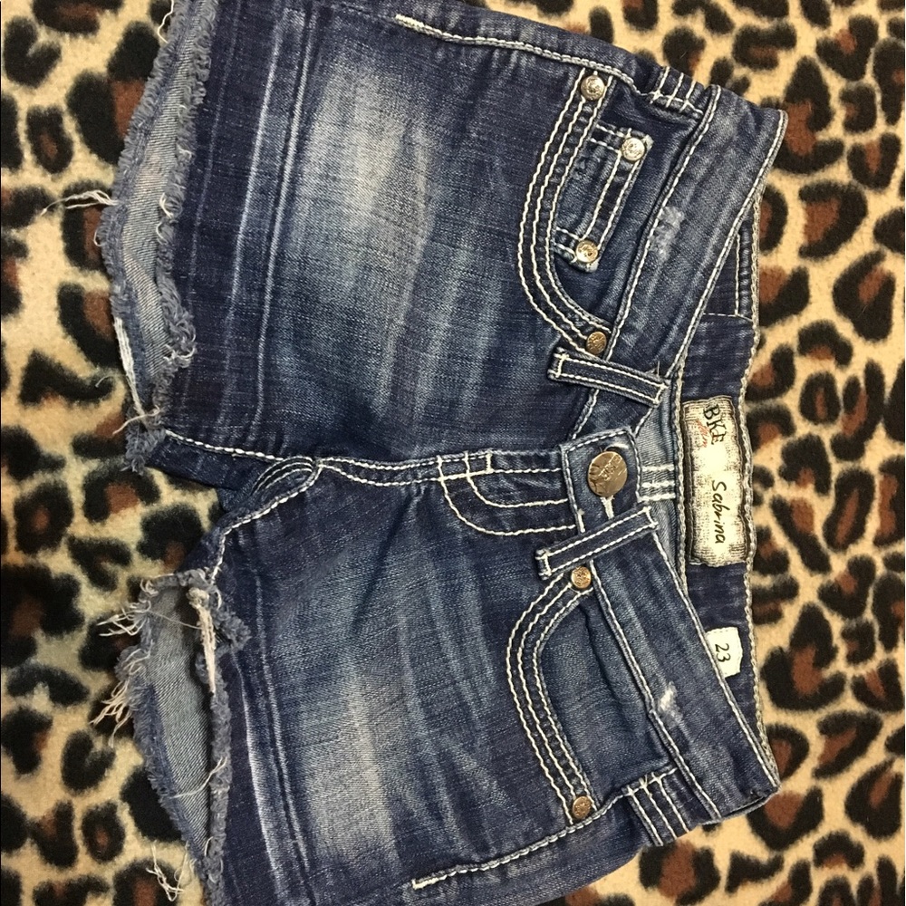 BKE DENIM SHORTS SIZE 23!