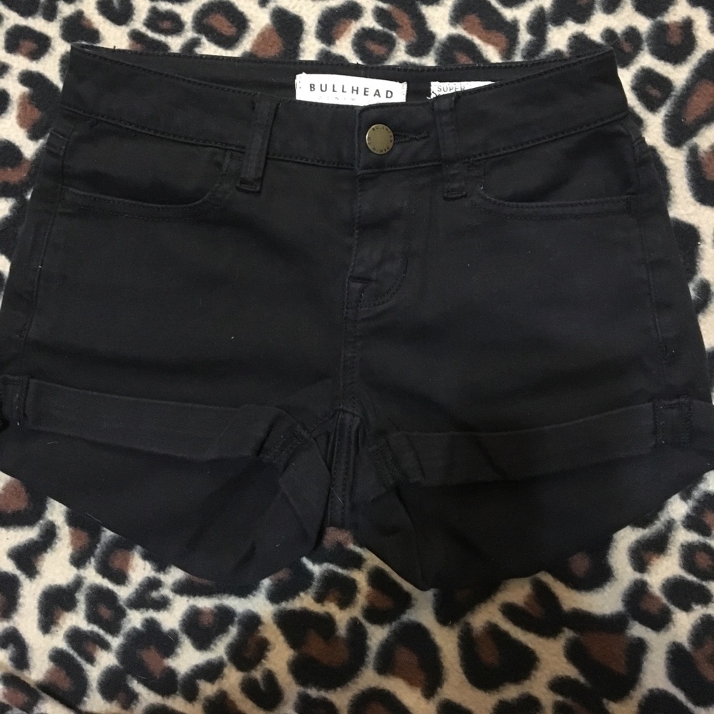 Bullhead Black Shorts size 1! Never worn!