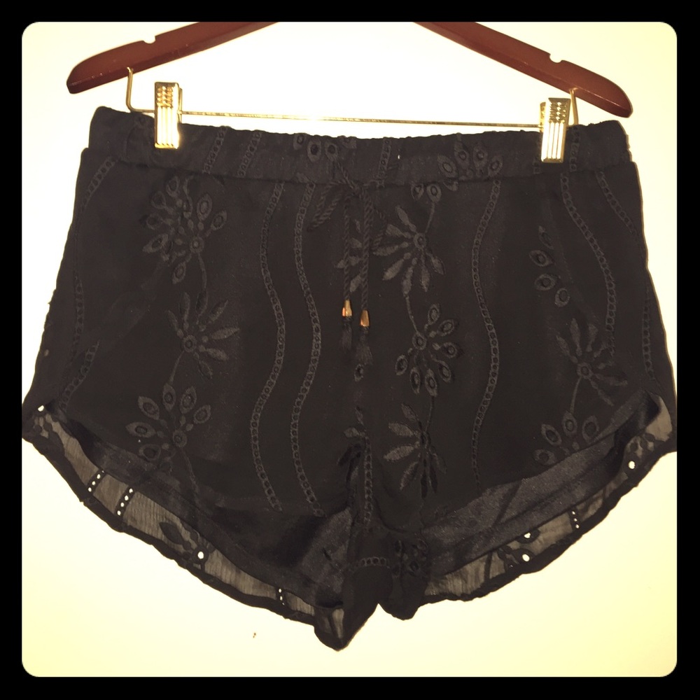 Boho flowy shorts