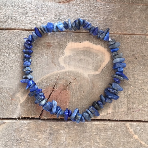 Handmade Lapis Lazuli Gemstone Stretch Bracelet - Picture 2 of 4