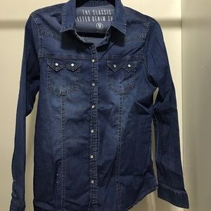 Denim shirt