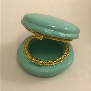 UO • Mini Macaron Case In Mint Green