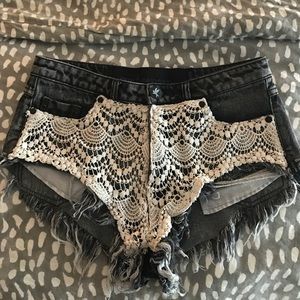 One teaspoon Rocco roller lace shorts sz 26 One teaspoon Rocco roller lace shorts sz 26