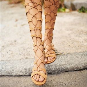 Schultz Tall Gladiator Sandals never worn! 7.5