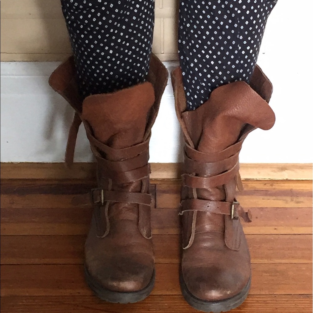 Steve Madden buckle combat moto boots