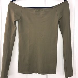 Free people off the shoulder top!