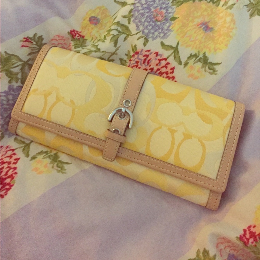 Coach Signature Collection Summer Wallet