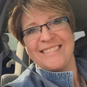 Meet your Posher, Angela