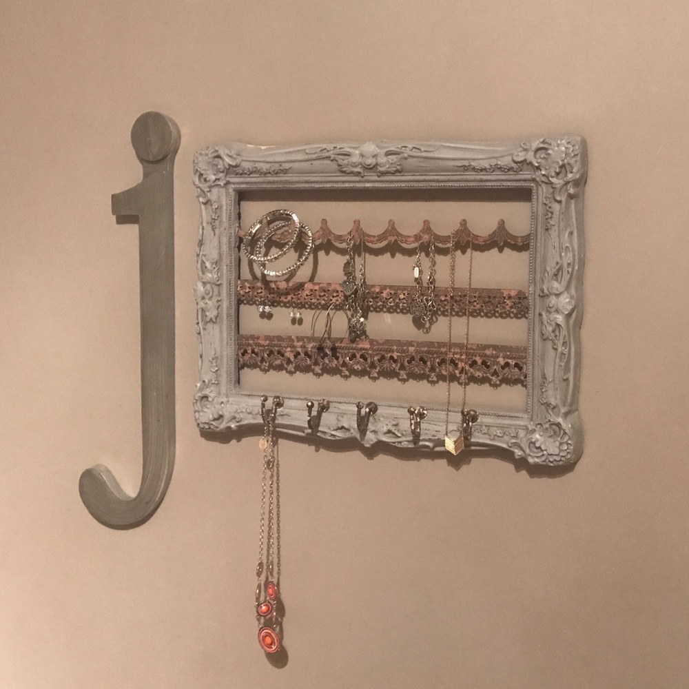Rustic Gray/Bronze Jewelry Frame Display, $12