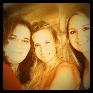 Meet your Posher, Leigh dremeblossom inc.