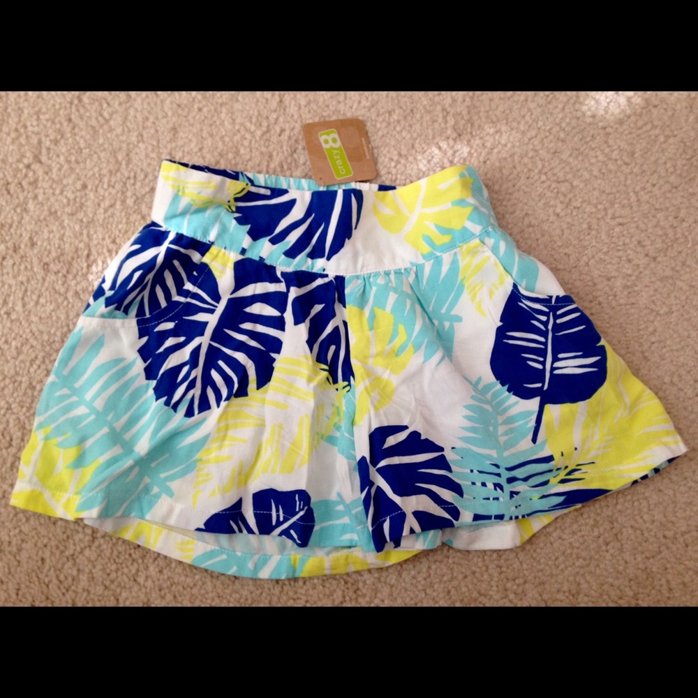 Brand New Girls Small Shorts