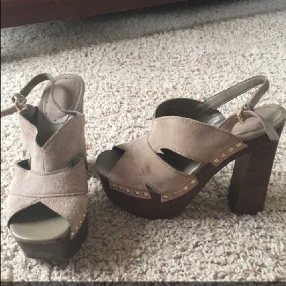 BCBG heels!