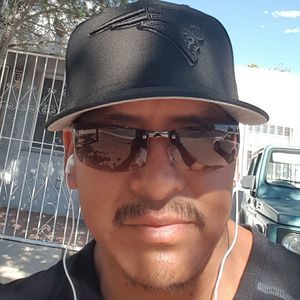 Meet your Posher, Dewayne