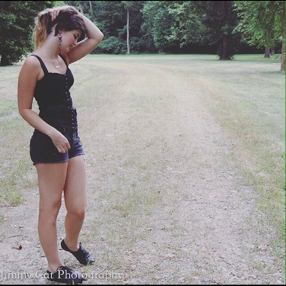 Ya Posher girl here, Sarafina - Picture 3 of 4