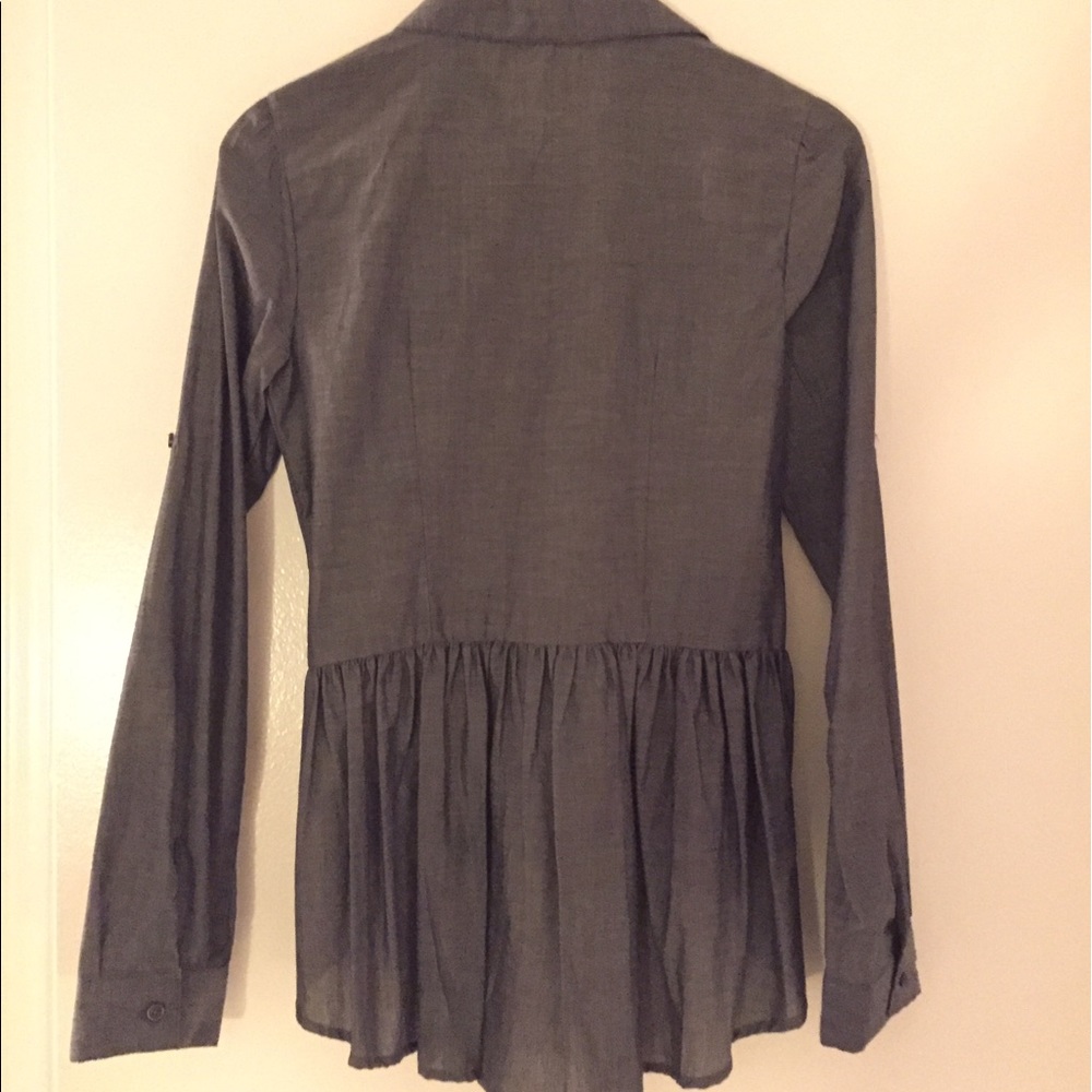 Button down blouse - Picture 2 of 3