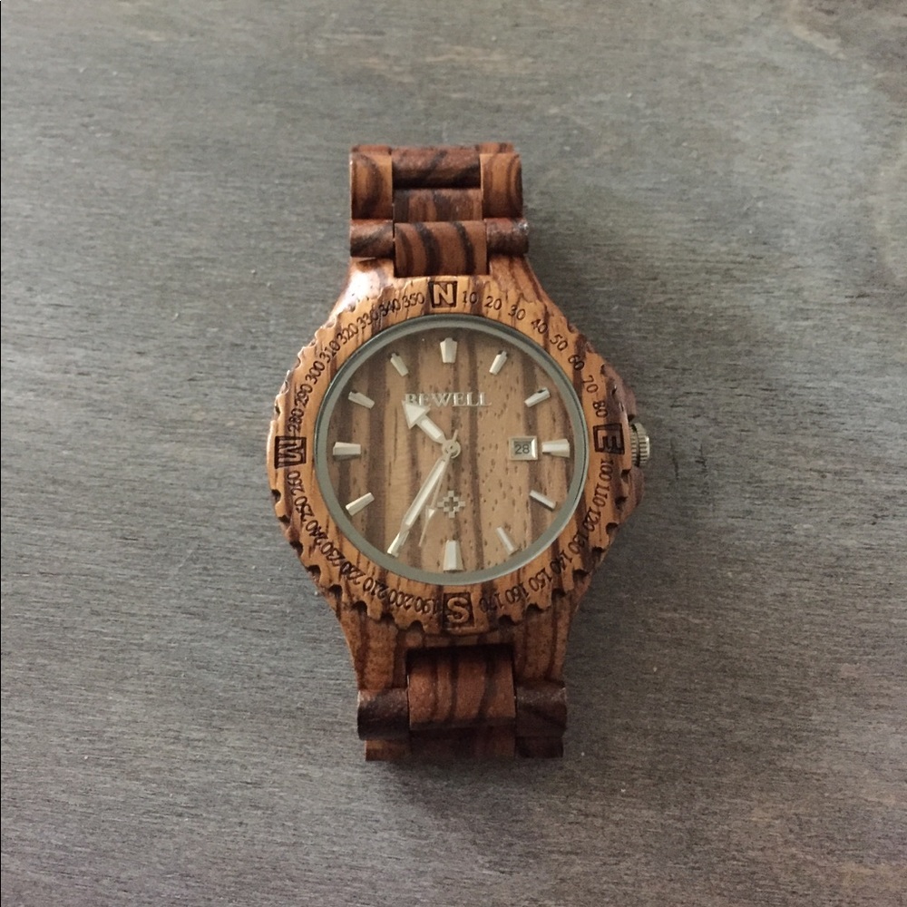 Bewell wood watch