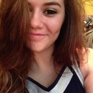 Meet your Posher, Claire