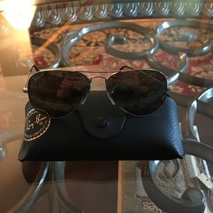 Ray-Ban Silver Aviator Classics