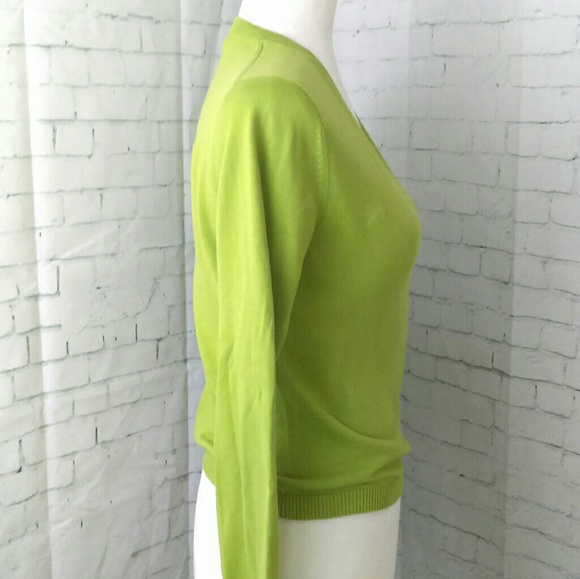 J Crew Women's Sweater - Picture 3 of 7