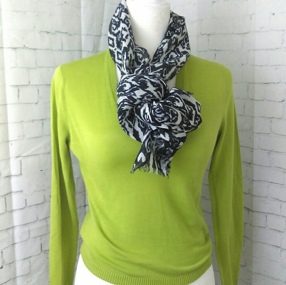 J Crew Women's Sweater - Picture 1 of 7