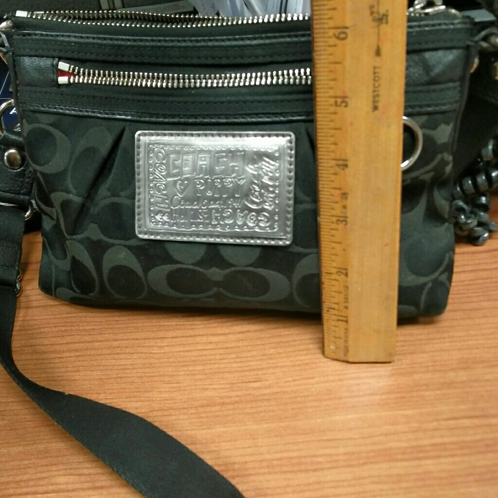 🚫SOLD🚫Coach Poppy crossbody